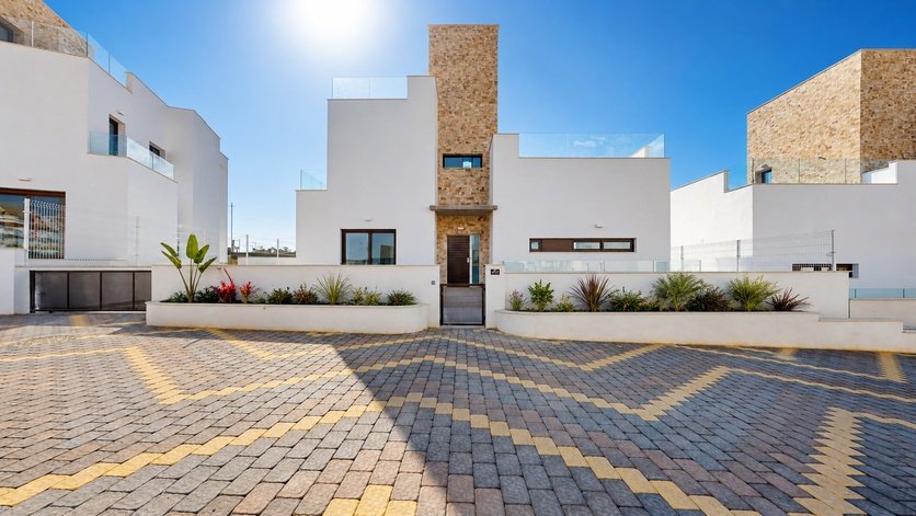 5-bedroom detached villa in Finestrat — 2