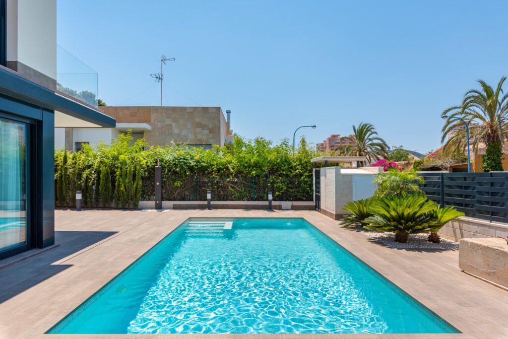 4-bedroom detached villa in Playa Paraiso — 3
