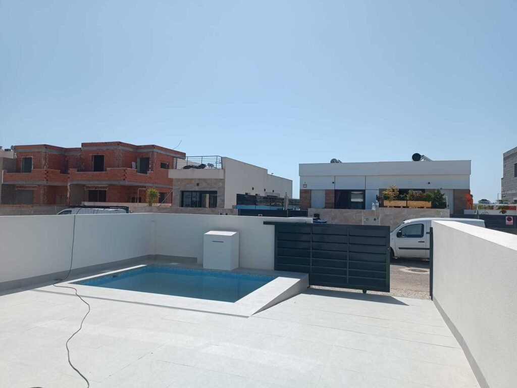 Villa indépendante 3 chambres à Daya Nueva — 4