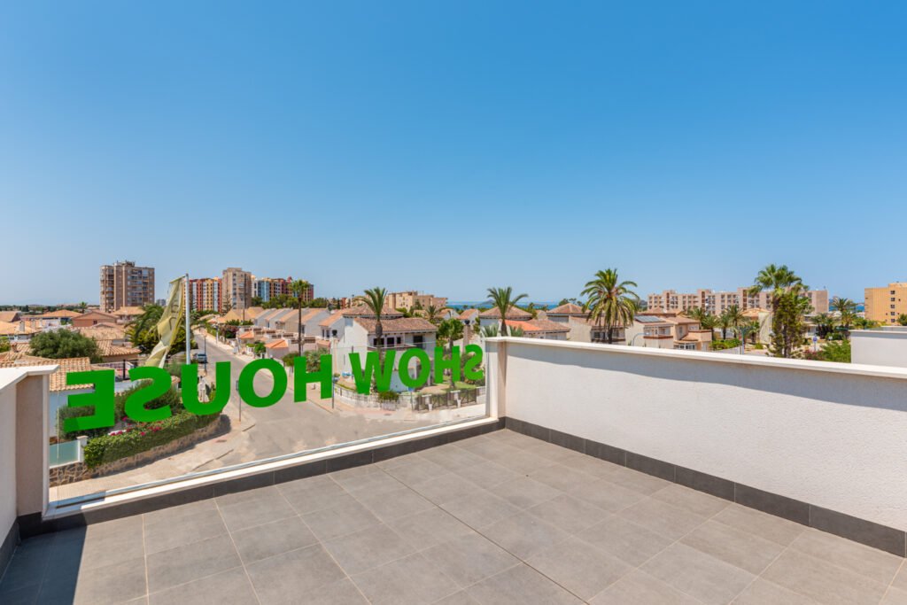 4-bedroom detached villa in Playa Paraiso — 8