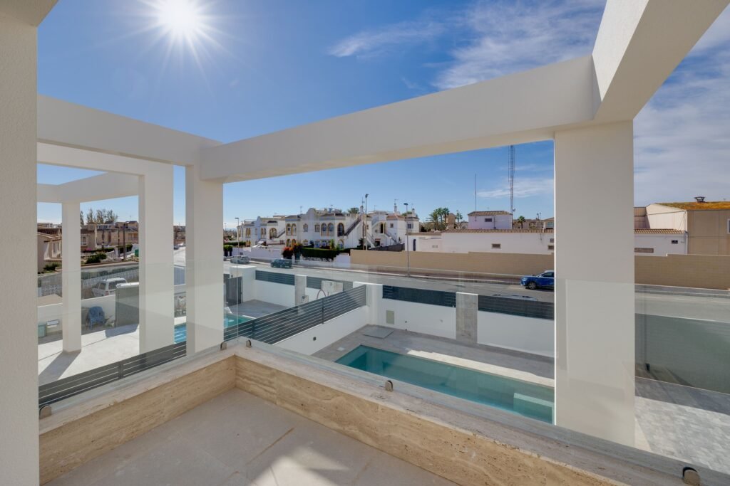 4-bedroom detached villa in Torrevieja — 8