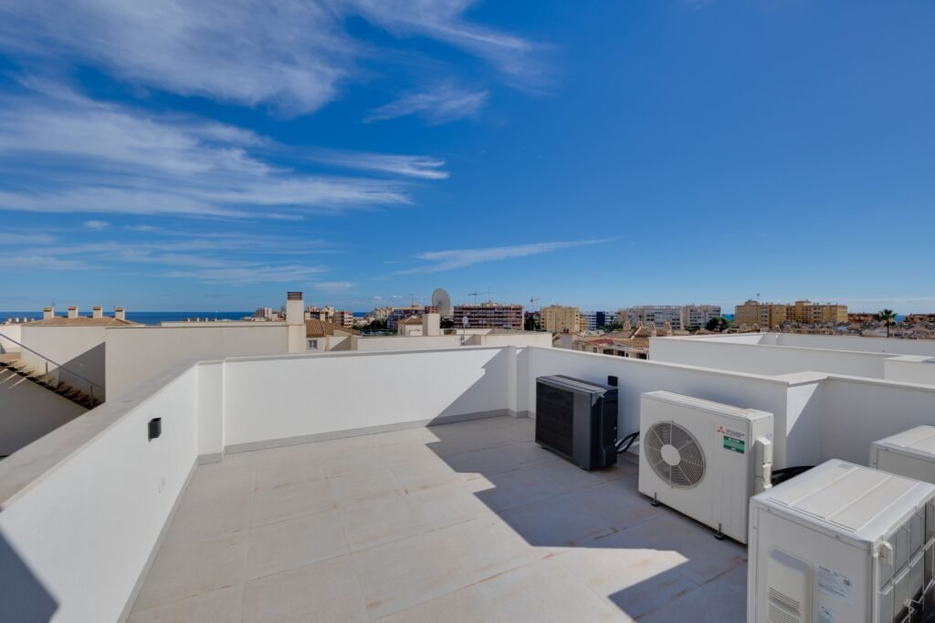 4-bedroom detached villa in Torrevieja — 33