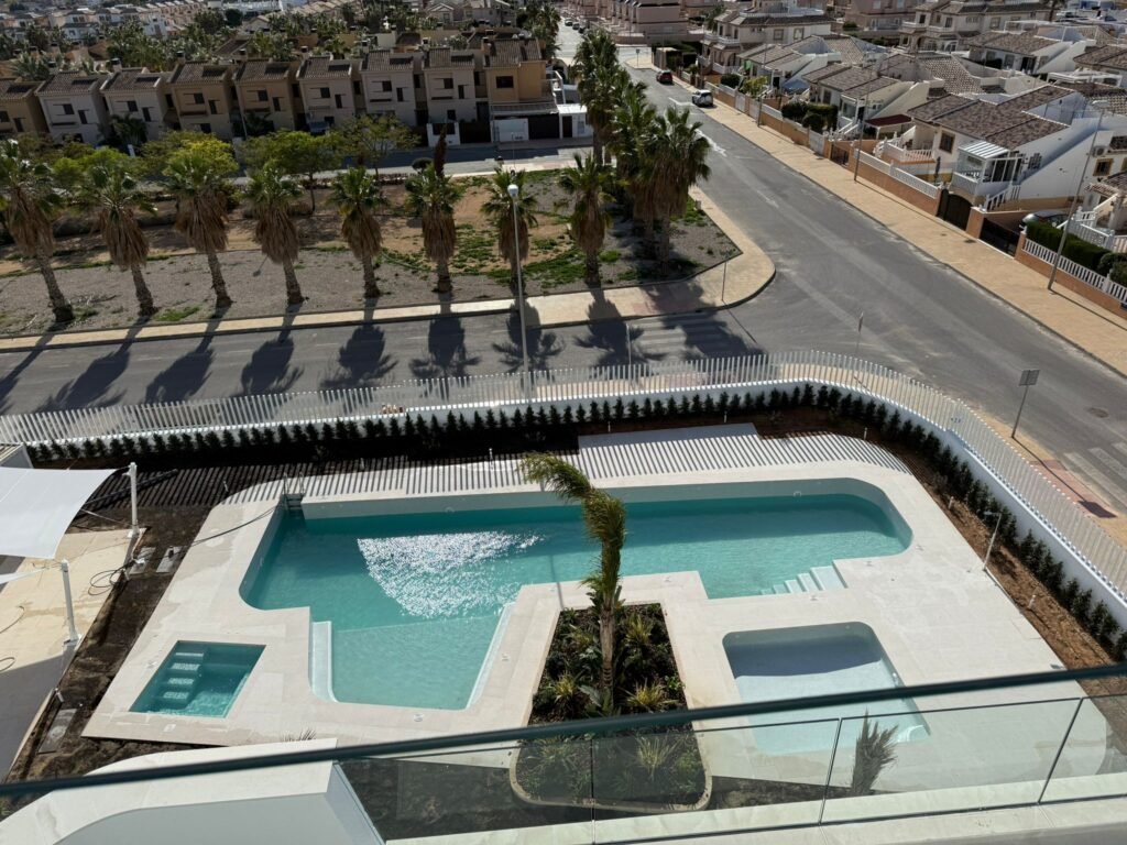 Appartement RDC 2 chambres à Cabo Roig — 36