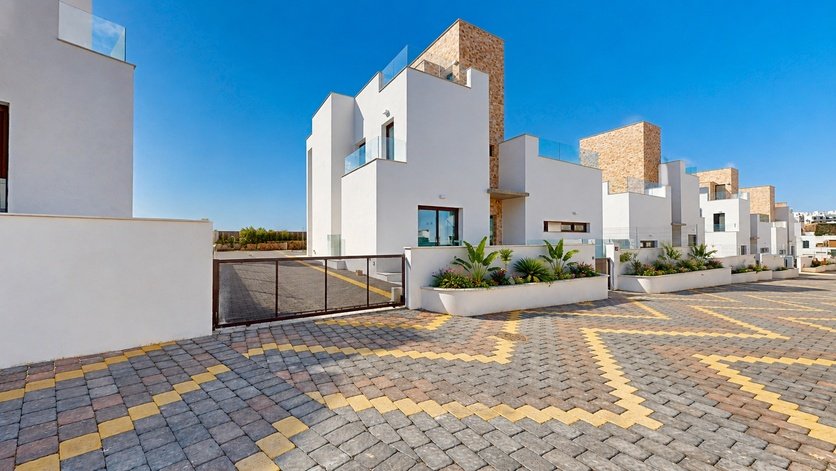 5-bedroom detached villa in Finestrat — 13