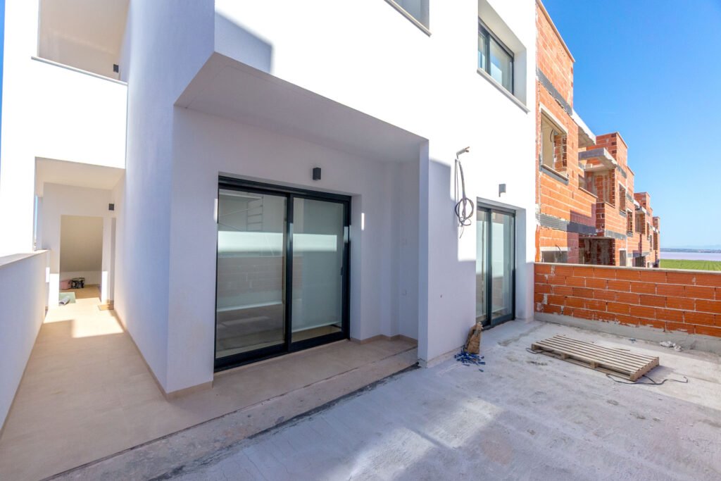 2-bedroom low-bungalow in Torrevieja — 34
