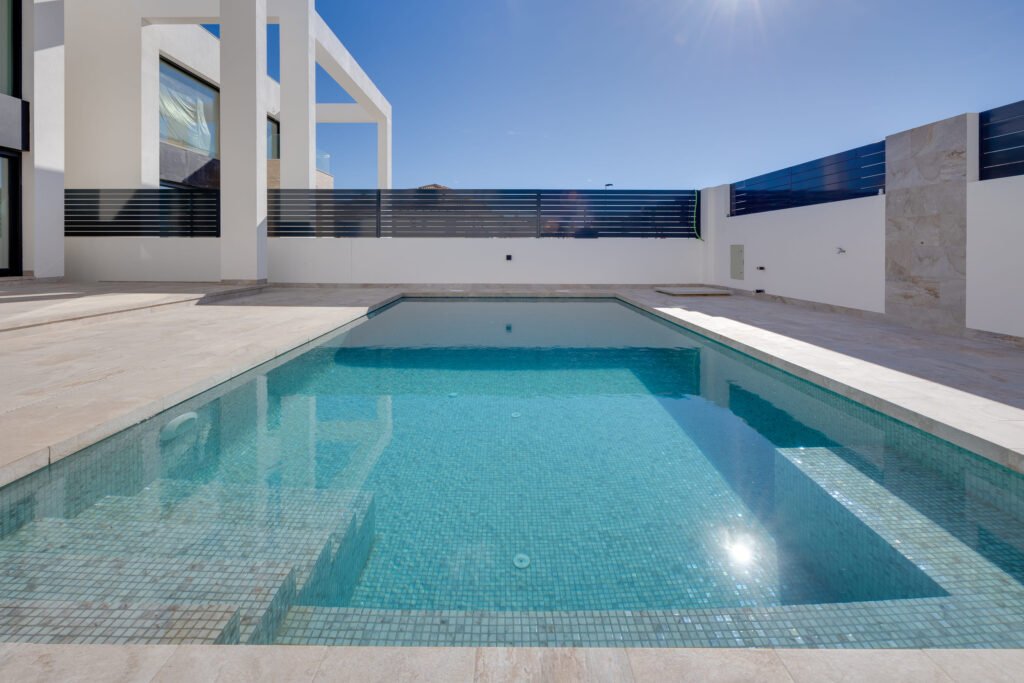4-bedroom detached villa in Torrevieja — 41