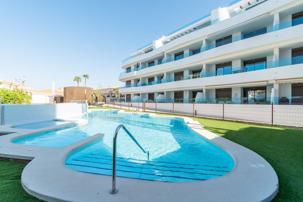 3-bedroom penthouse in Orihuela Costa — 31