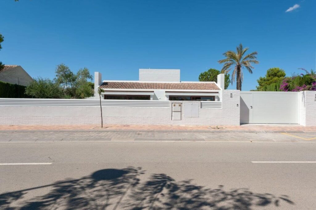 4-bedroom detached villa in Peraleja Golf — 5