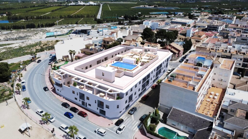 3-bedroom ground-floor apartment in San Miguel de Salinas