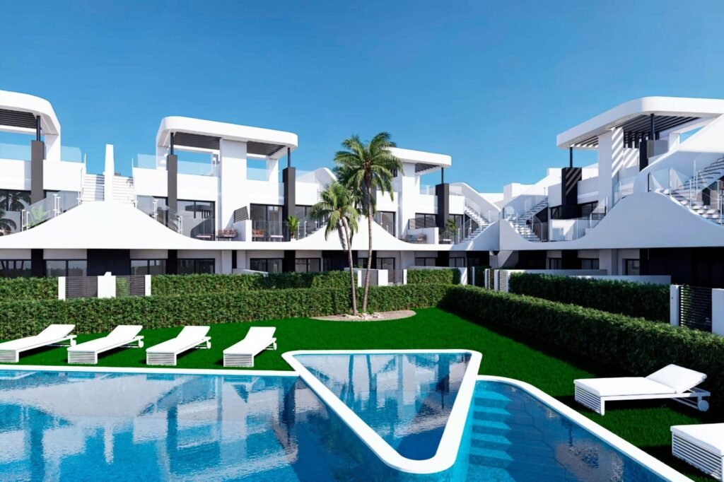 3-bedroom high-bungalow in San Fulgencio — 2