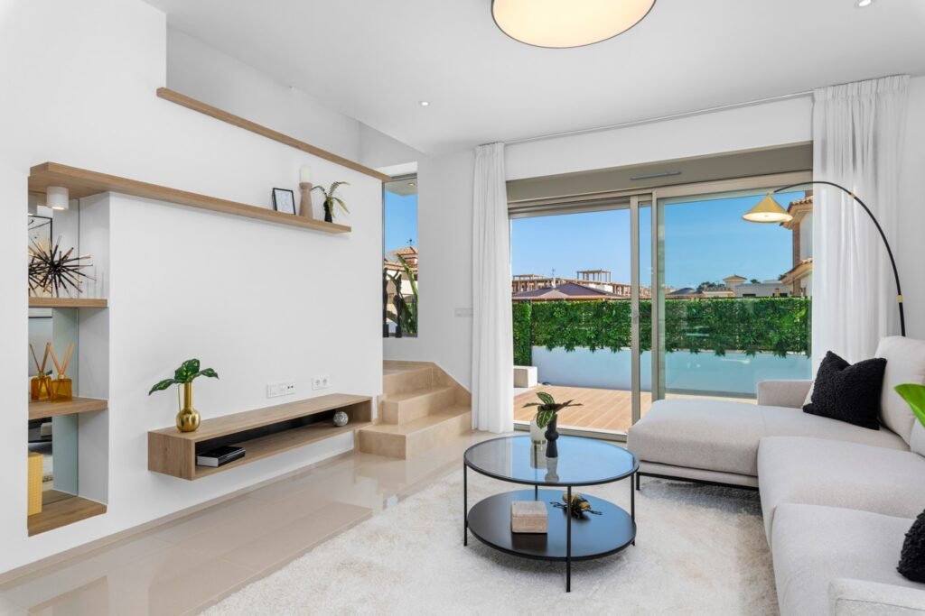 3-bedroom detached villa in Los Alcázares — 2
