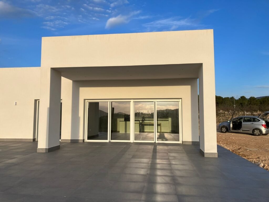 3-bedroom detached villa in Pinoso — 2