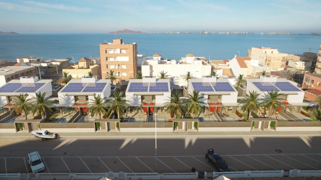 3-bedroom detached villa in Los Nietos — 2