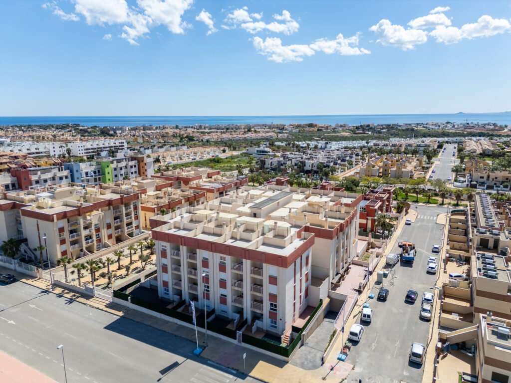 2-bedroom apartment in Orihuela Costa — 2
