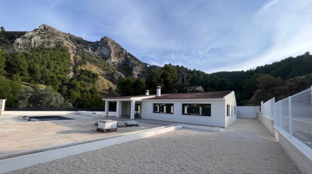 4-bedroom detached villa in Penáguila — 12