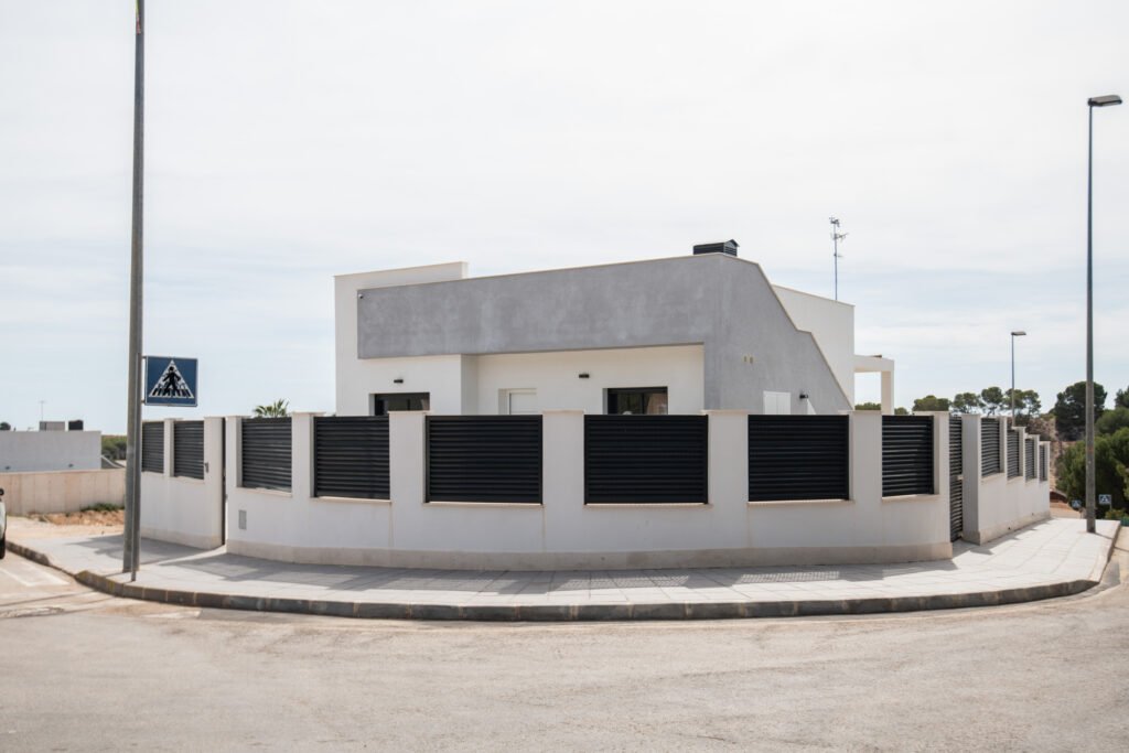 2-bedroom detached villa in Pinar de Campoverde — 37