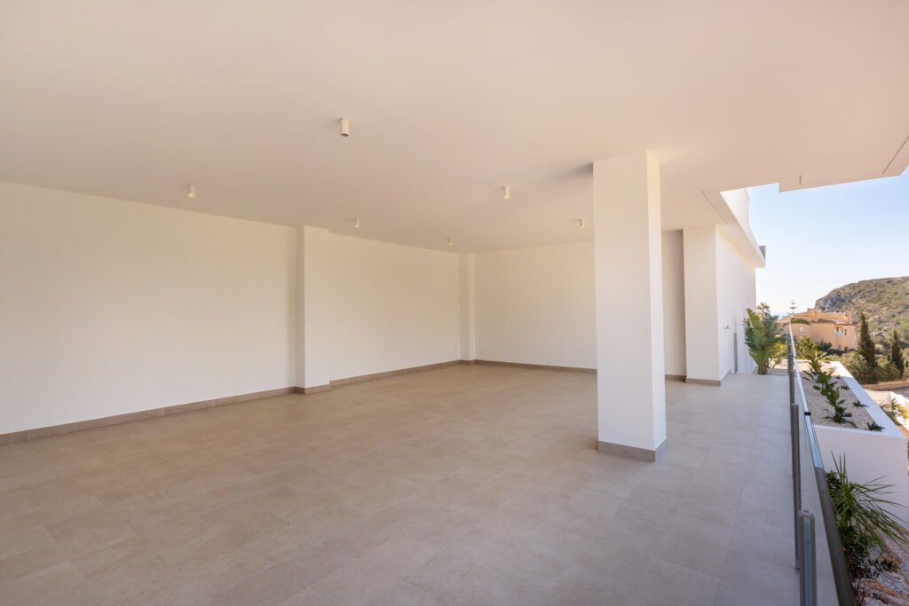 4-bedroom villa in Cumbre del Sol — 35
