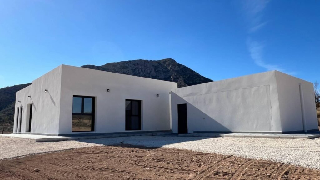 3-bedroom detached villa in Torre del Rico — 5