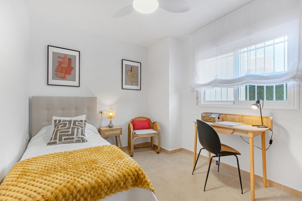 2-bedroom apartment in Orihuela Costa — 22