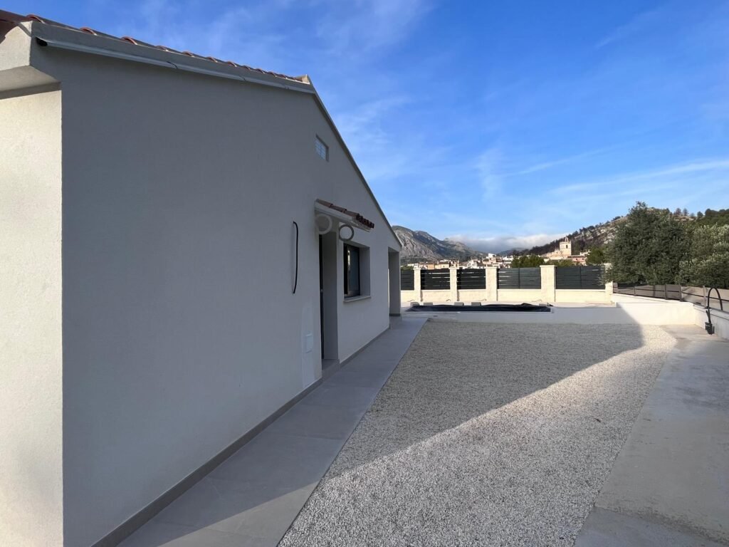 4-bedroom detached villa in Penáguila — 19