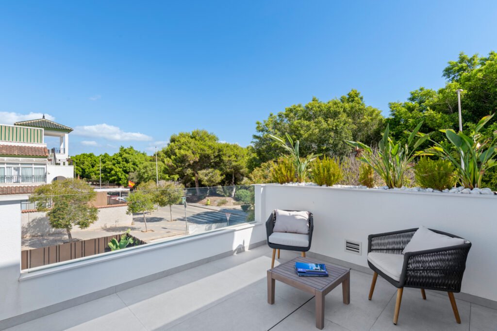 3-bedroom villa in Mil Palmeras — 14