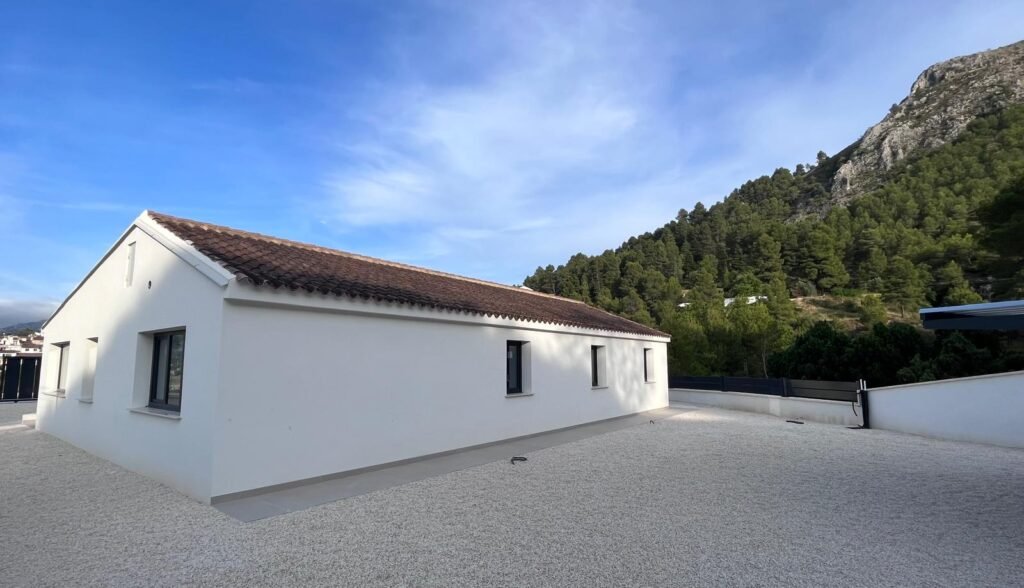 4-bedroom detached villa in Penáguila — 20