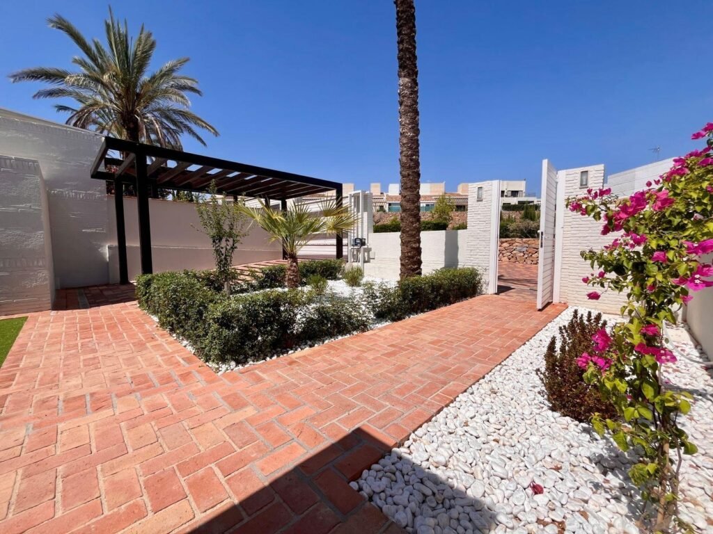 2-bedroom terraced house in Peraleja Golf — 11