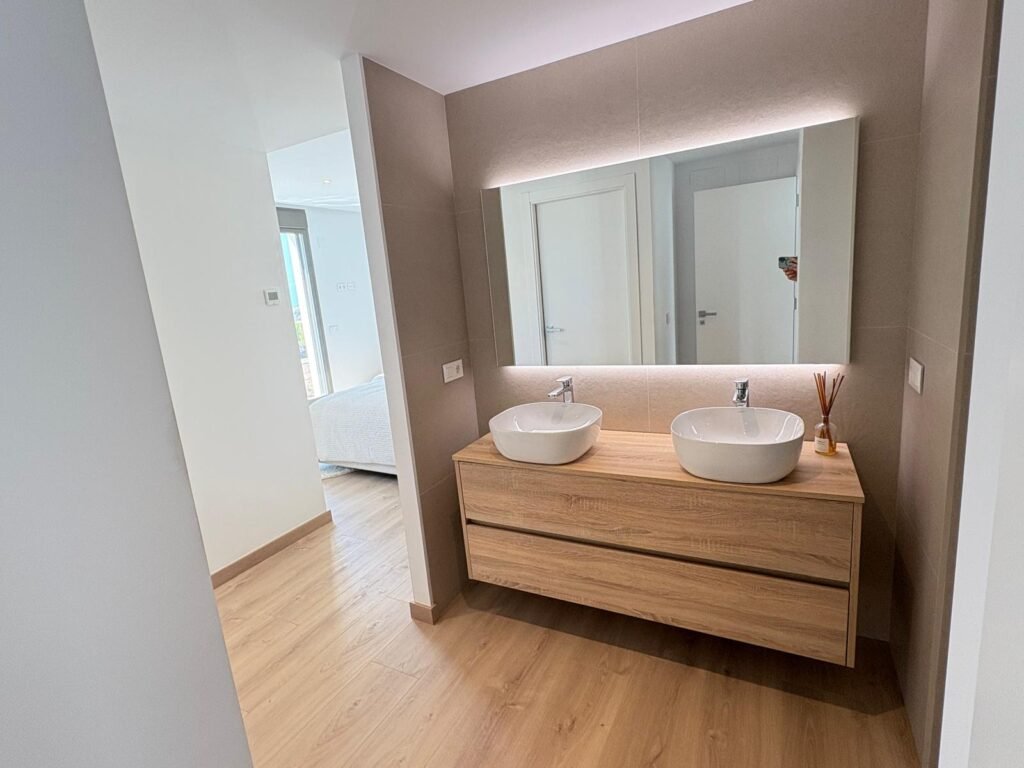 4-bedroom detached villa in Finestrat — 47