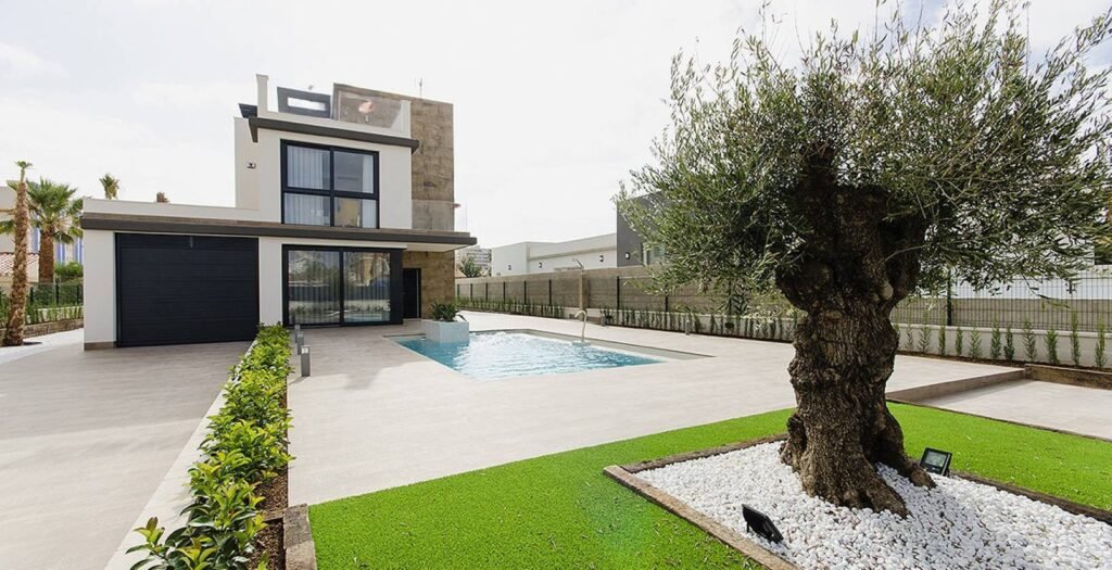 4-bedroom villa in Dehesa de Campoamor — 12