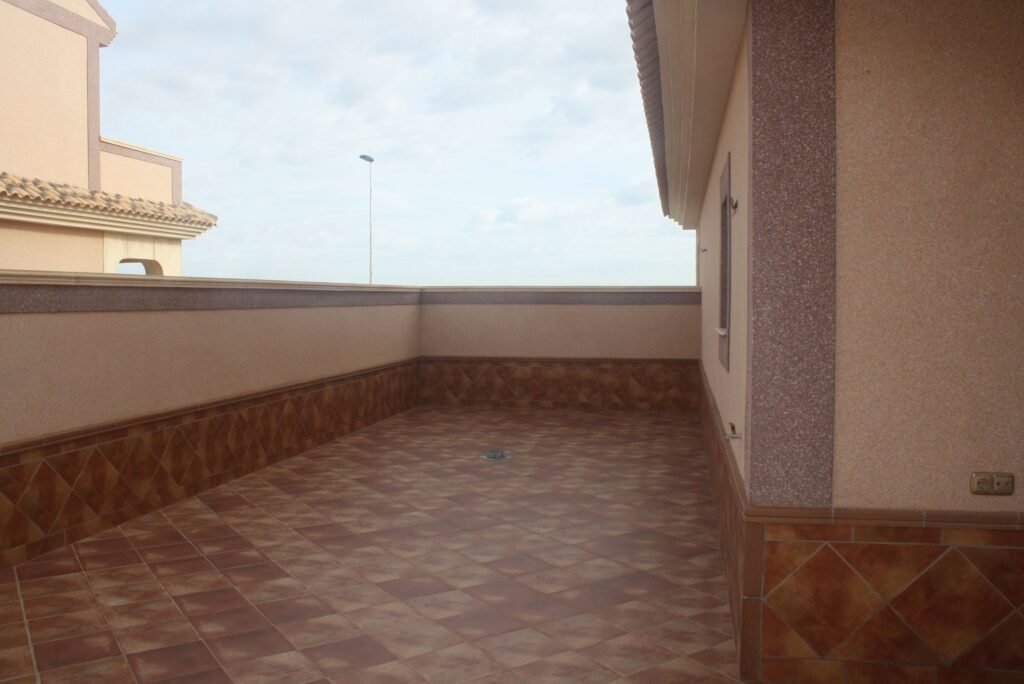 2-bedroom semi-detached villa in Torrevieja — 3