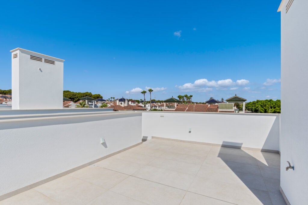 3-bedroom villa in Mil Palmeras — 20