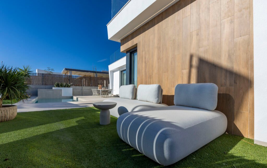 3-bedroom detached villa in Altaona Golf & Country Village — 40