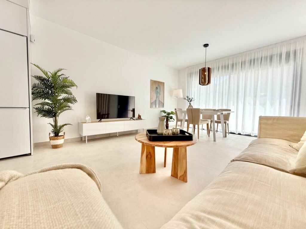 3-bedroom high-bungalow in Cox — 19