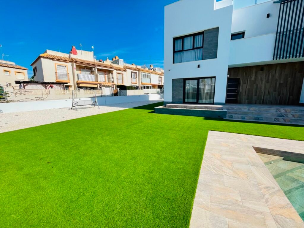 Villa indépendante 5 chambres à Torrevieja — 23
