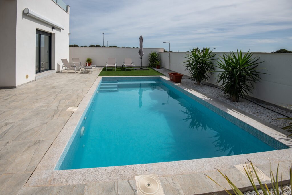 2-bedroom detached villa in Pinar de Campoverde — 40