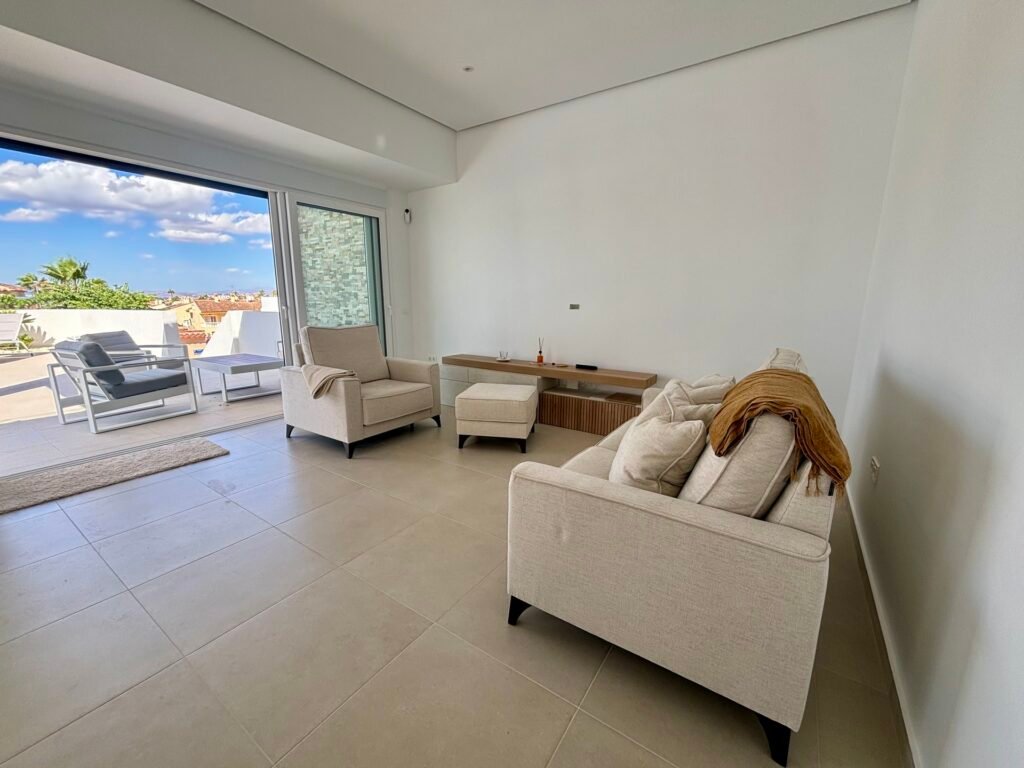 3-bedroom detached villa in Benijófar — 27