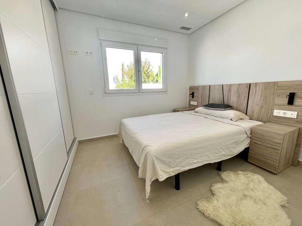 3-bedroom detached villa in Benijófar — 28