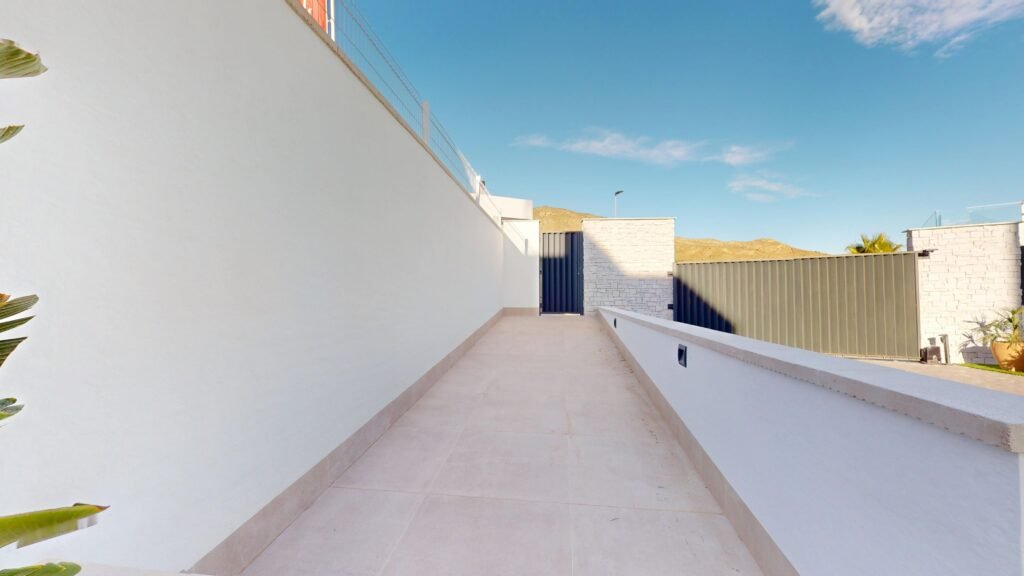 3-bedroom detached villa in Finestrat — 28