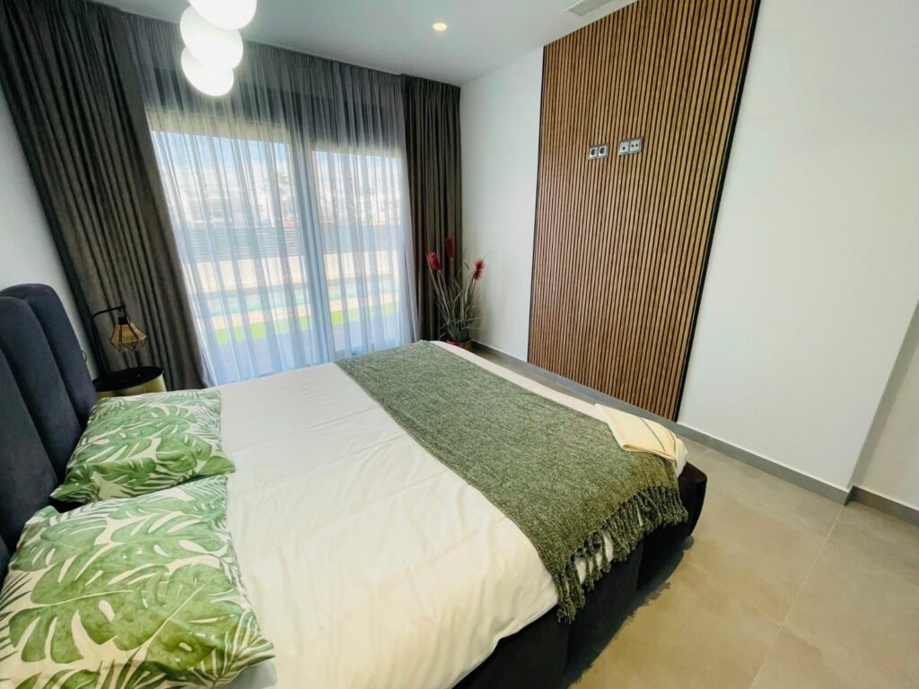 Villa indépendante 5 chambres à Torrevieja — 35