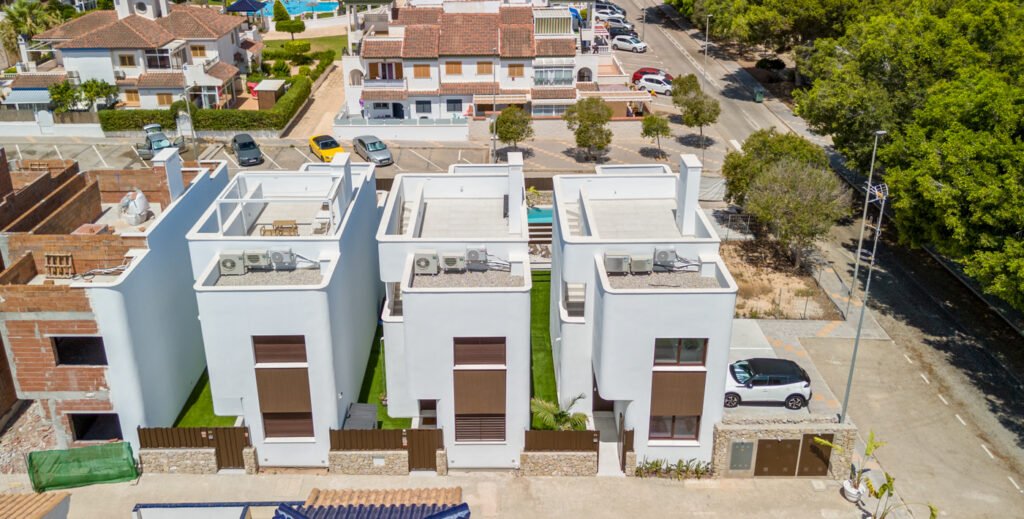 3-bedroom villa in Mil Palmeras — 45