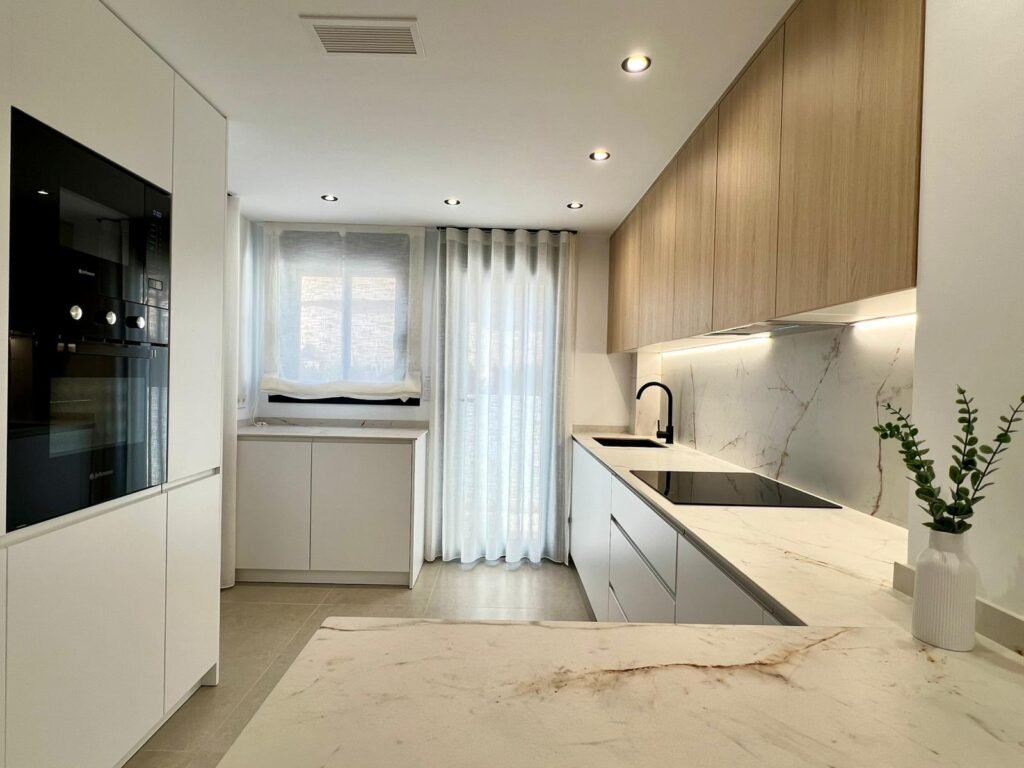 3-bedroom terraced house in Benferri — 44