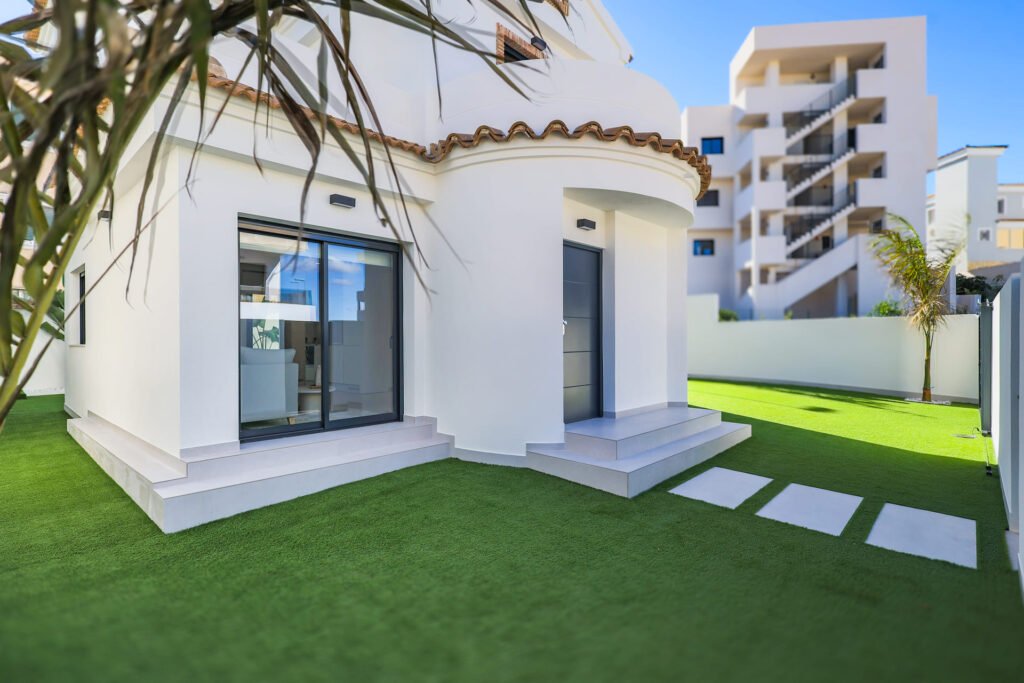 Villa 3 chambres à Orihuela Costa — 27