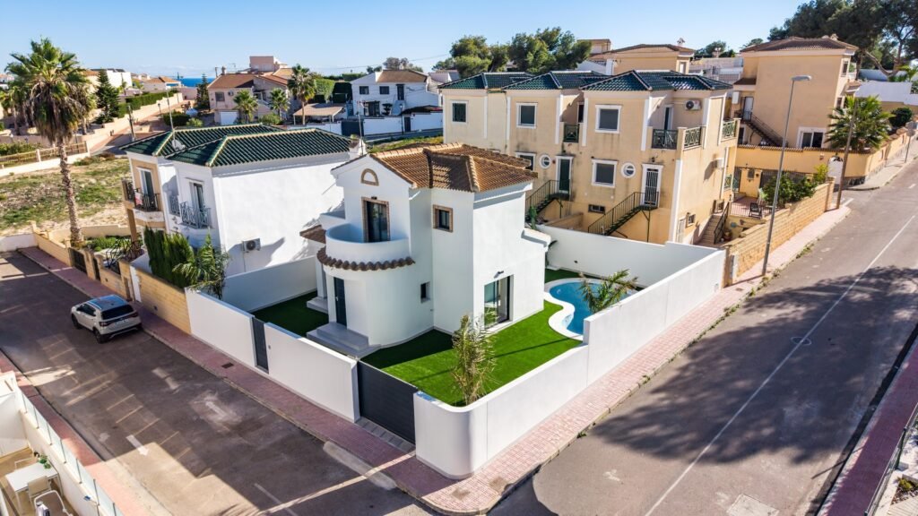 Villa 3 chambres à Orihuela Costa — 29
