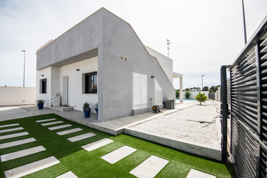 2-bedroom detached villa in Pinar de Campoverde — 11