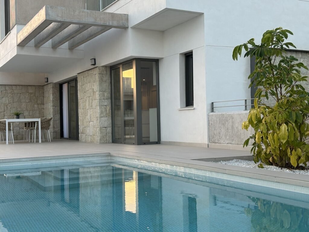 2-bedroom semi-detached villa in Finestrat — 25