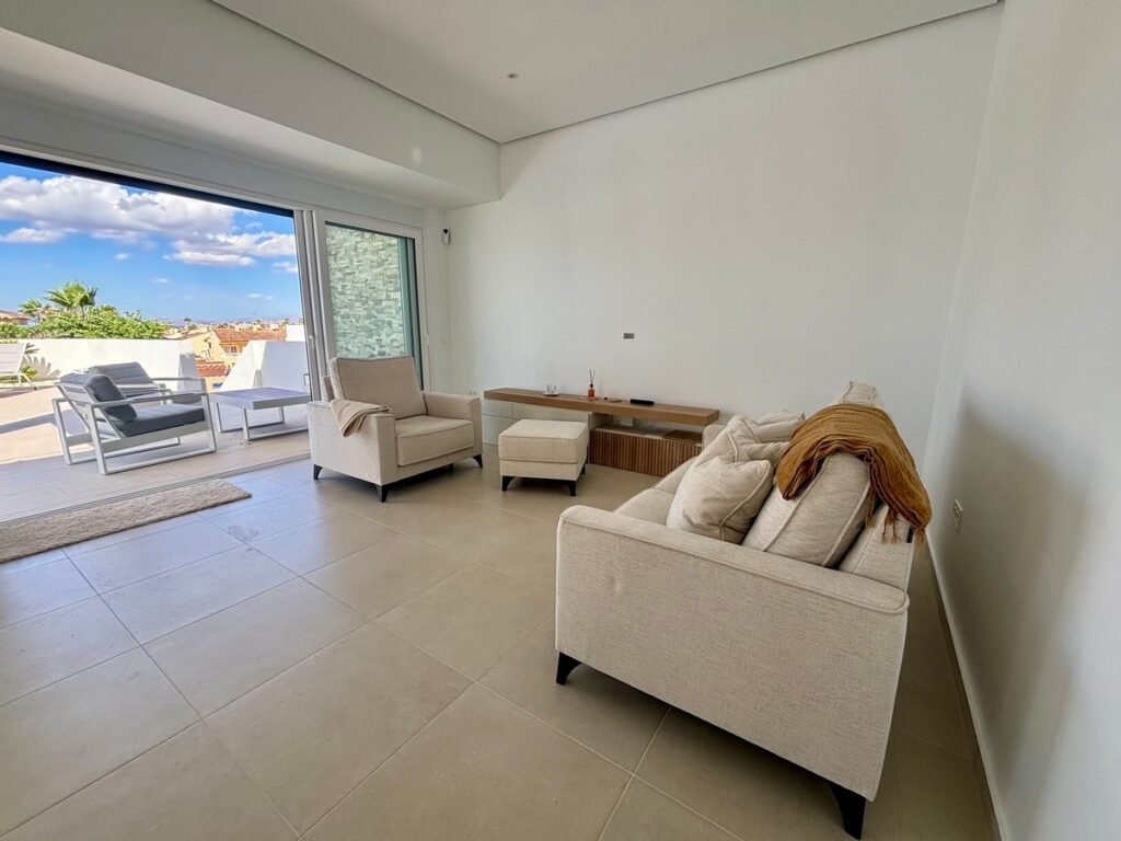 3-bedroom detached villa in Rojales — 16
