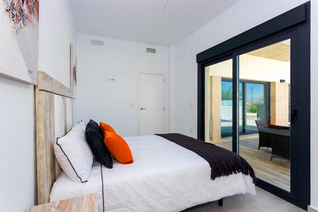 3-bedroom detached villa in Daya Nueva — 31