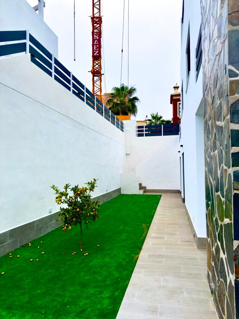 4-bedroom detached villa in Ciudad Quesada — 17