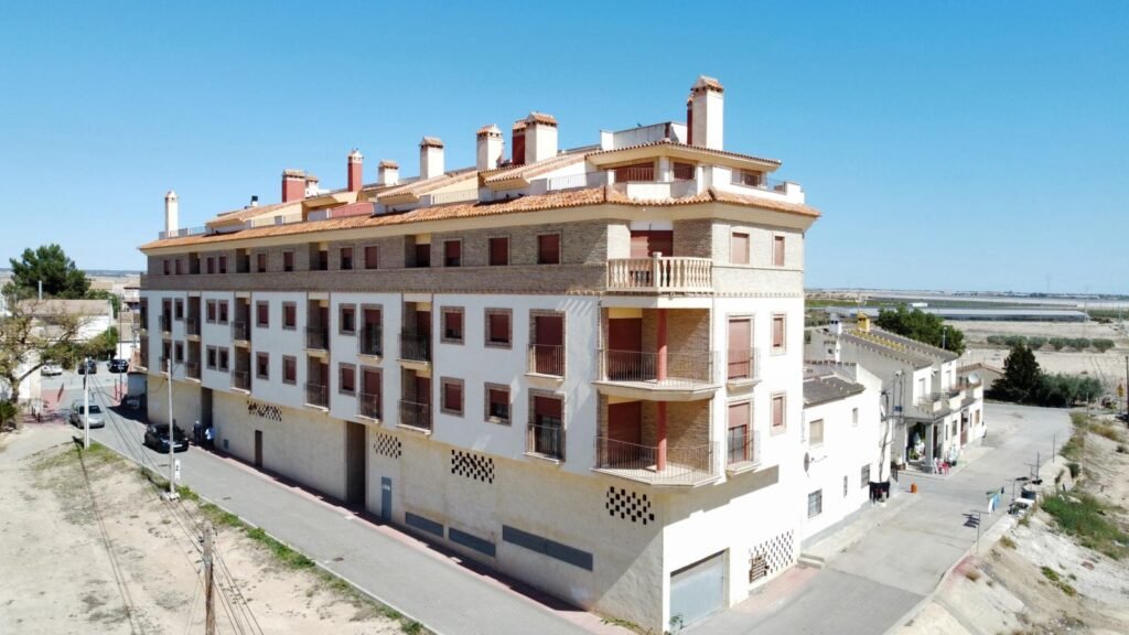 3-bedroom apartment in Jerónimo y Avileses