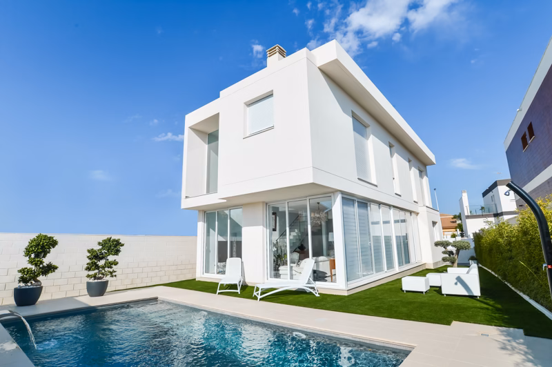 4-bedroom detached villa in Gran Alacant